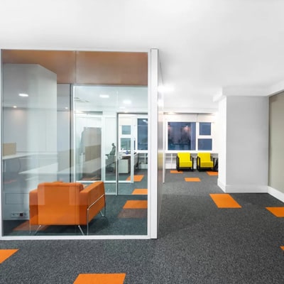 Partition-2-min پارتیشن شیشه ای استارتاپ